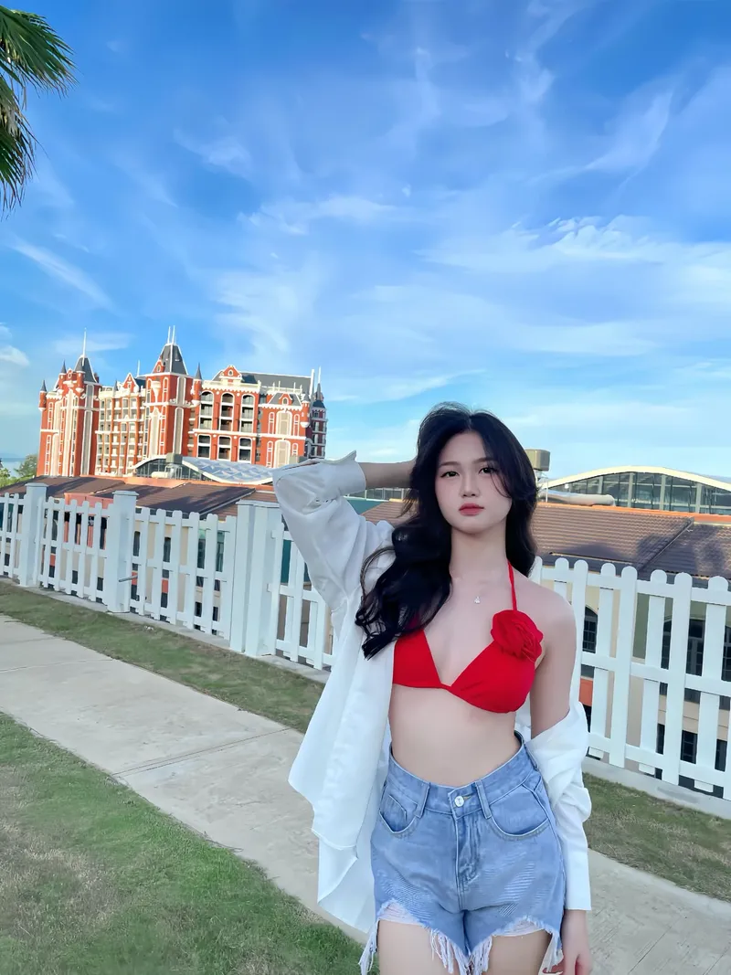 Vẻ đẹp tựa thiên thần của gái 2k2 qua bức ảnh này
