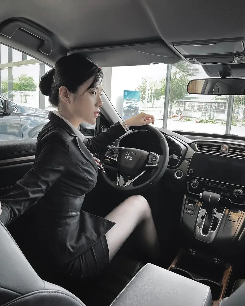 Ảnh gái đẹp chất lượng 4K mang nét duyên dáng Ảnh gái đẹp chất lượng 4K mang nét duyên dáng