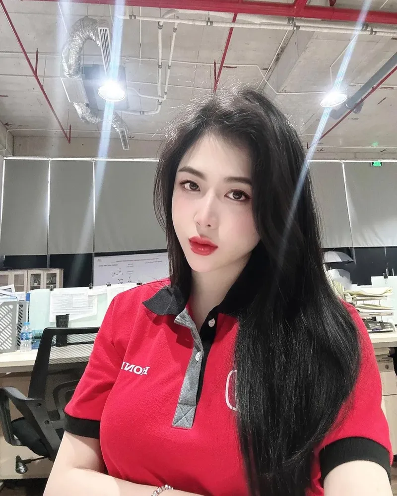 Vẻ đẹp trong sáng qua ảnh gái đẹp 4K Vẻ đẹp trong sáng qua ảnh gái đẹp 4K