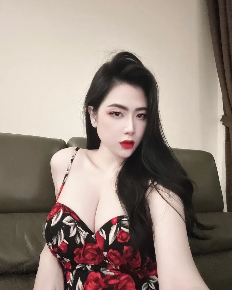 Gái đẹp trong ảnh 4K với thần thái tự nhiên Gái đẹp trong ảnh 4K với thần thái tự nhiên