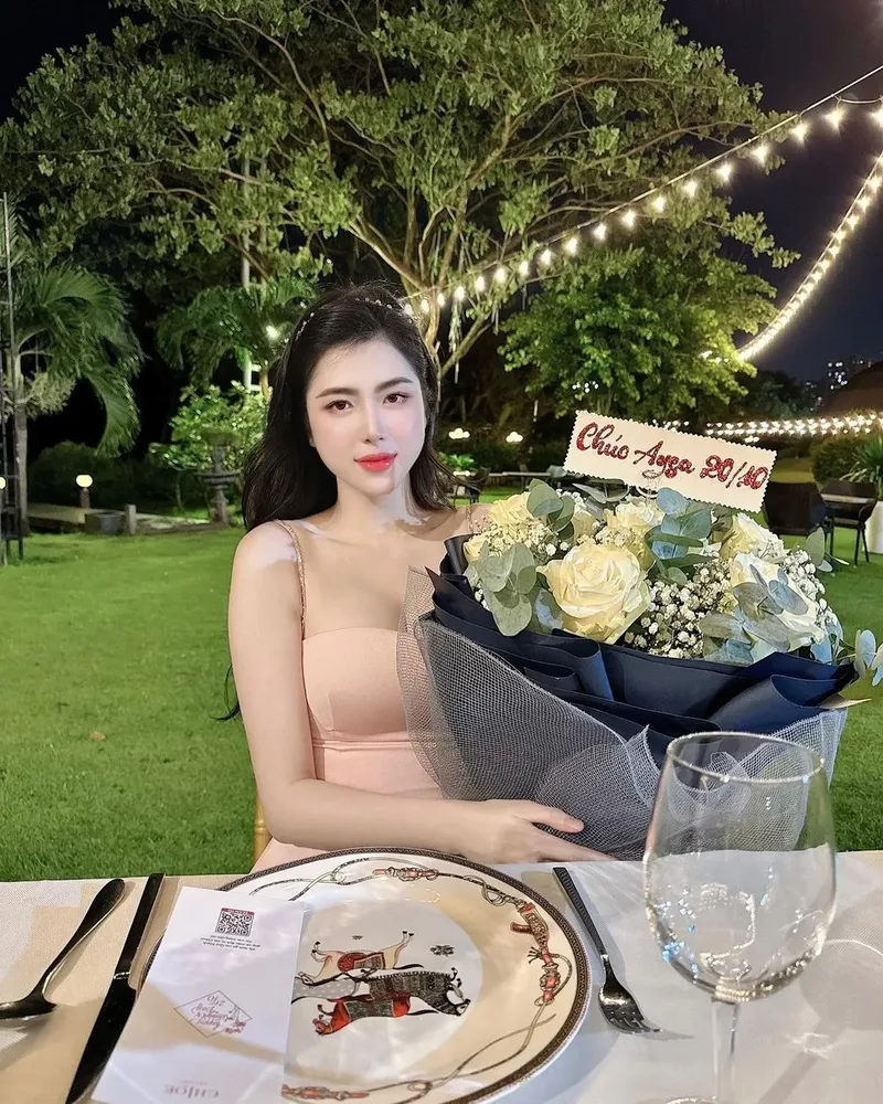 Ảnh gái đẹp 4K chân thực từ góc chụp tự nhiên Ảnh gái đẹp 4K chân thực từ góc chụp tự nhiên