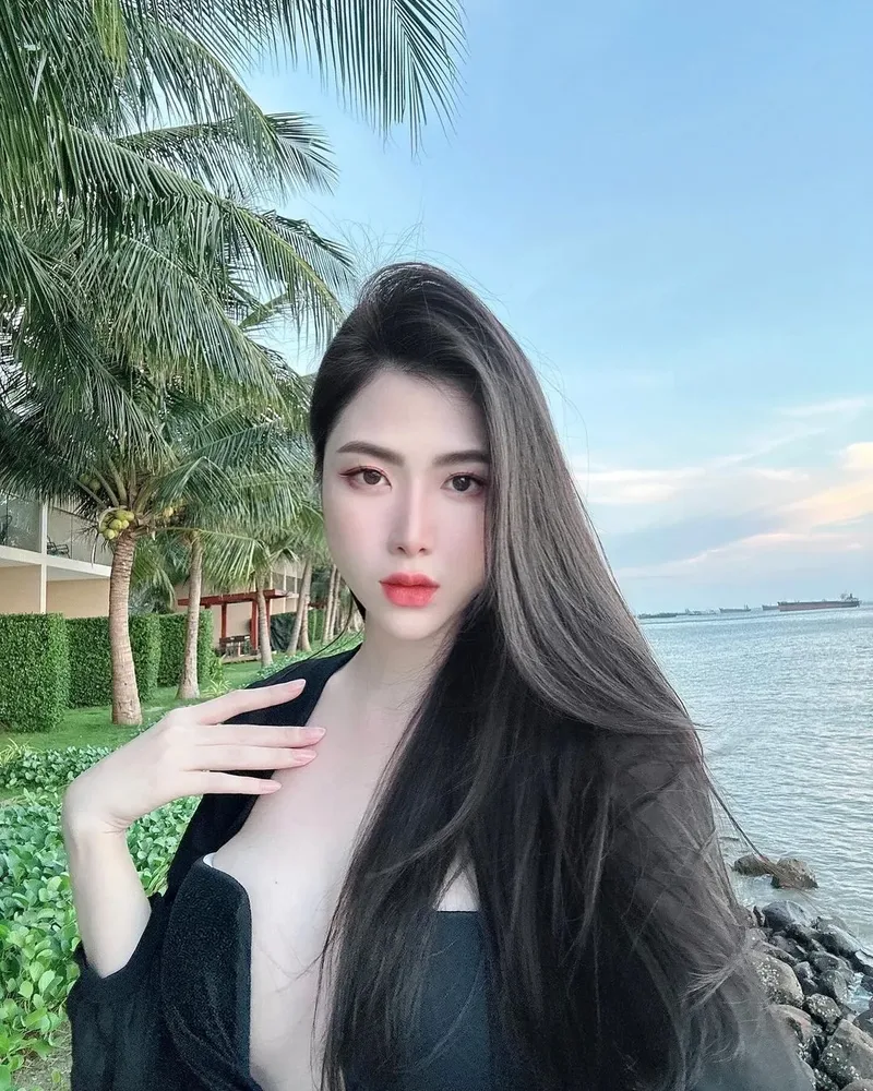 Nét duyên Việt qua ảnh gái đẹp 4K chất lượng cao Nét duyên Việt qua ảnh gái đẹp 4K chất lượng cao
