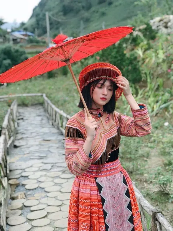 Tôn vinh nét đẹp riêng qua ảnh gái dân tộc Tôn vinh nét đẹp riêng qua ảnh gái dân tộc