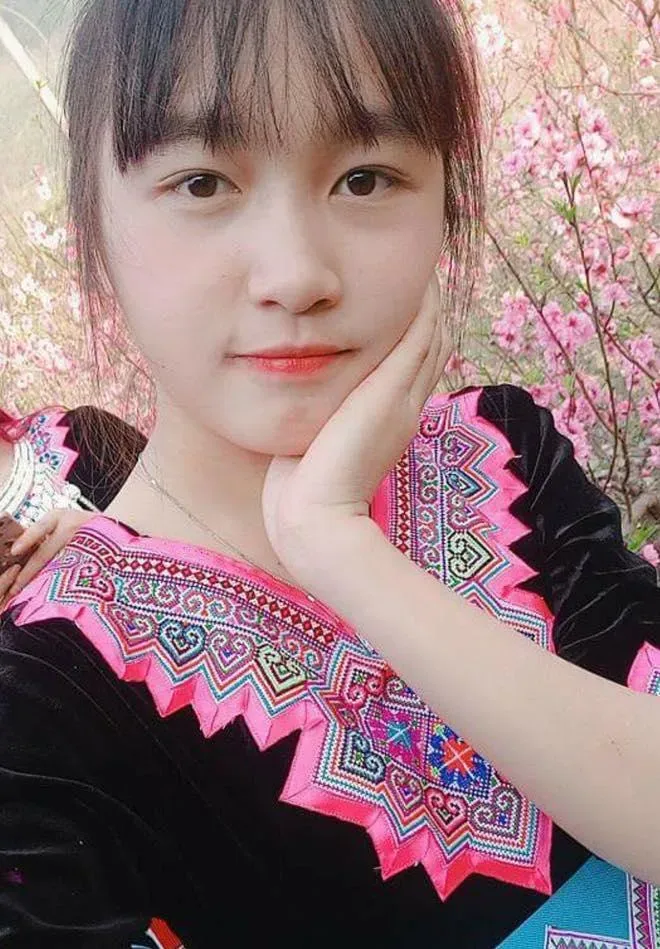 Vẻ đẹp giản dị của gái dân tộc qua từng khung hình Vẻ đẹp giản dị của gái dân tộc qua từng khung hình