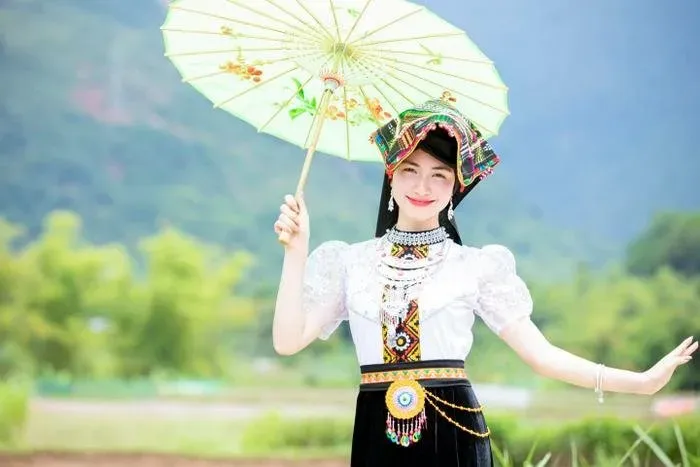 Vẻ đẹp nguyên sơ và duyên dáng của gái dân tộc qua ảnh Vẻ đẹp nguyên sơ và duyên dáng của gái dân tộc qua ảnh