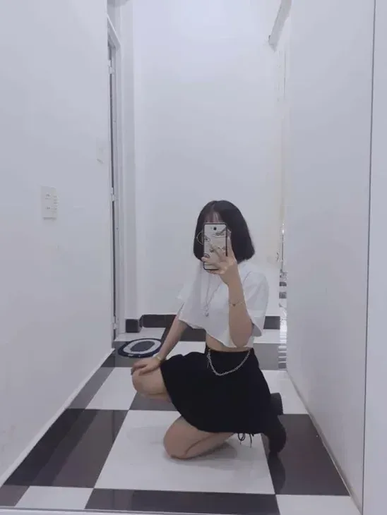Tạo nên sự huyền bí qua những ảnh gái giấu mặt Tạo nên sự huyền bí qua những ảnh gái giấu mặt