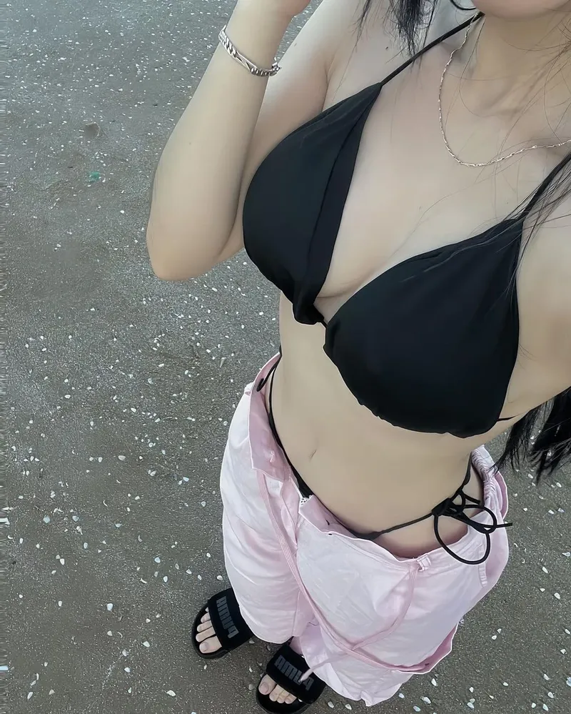 Gái gơn với gu thời trang ấn tượng trên đường phố Gái gơn với gu thời trang ấn tượng trên đường phố