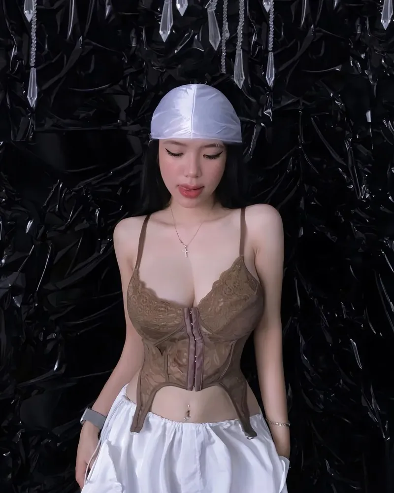 Nét đẹp năng động của gái gơn Nét đẹp năng động của gái gơn