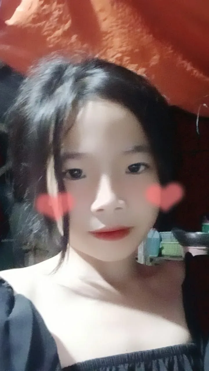 Gái lớp 5 cute, nét dễ thương ngây ngô Gái lớp 5 cute, nét dễ thương ngây ngô