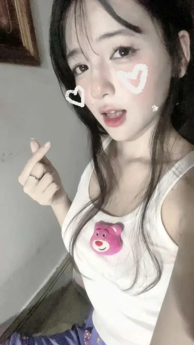 Ảnh gái lớp 5 cute dễ thương và tinh nghịch Ảnh gái lớp 5 cute dễ thương và tinh nghịch