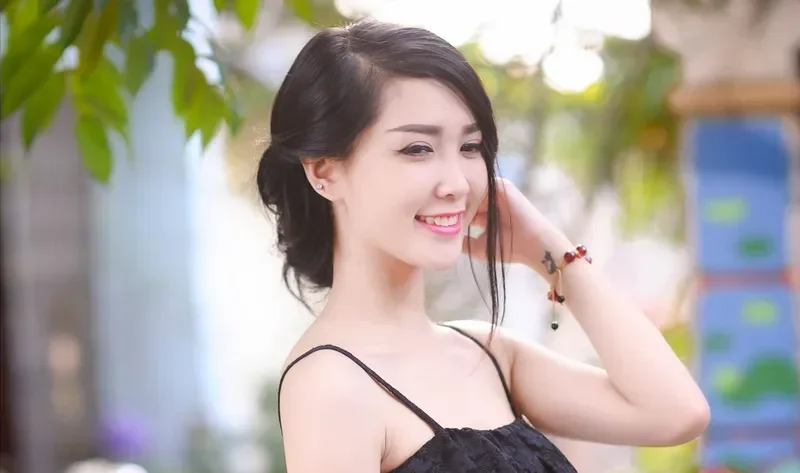 Gái mạng đẹp với kiểu dáng chụp chân dung nghệ thuật Gái mạng đẹp với kiểu dáng chụp chân dung nghệ thuật