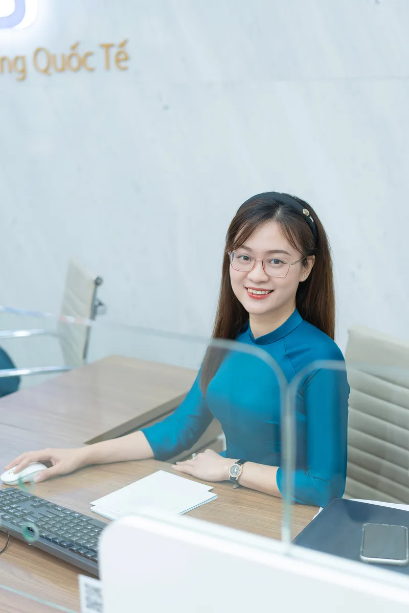 Tận tâm và nhiệt huyết là dấu ấn của cô gái ngân hàng Tận tâm và nhiệt huyết là dấu ấn của cô gái ngân hàng