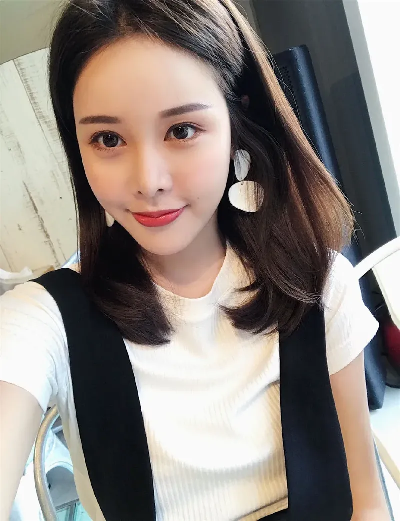 Khám phá những khoảnh khắc đáng yêu của gái Trung Quốc cute Khám phá những khoảnh khắc đáng yêu của gái Trung Quốc cute