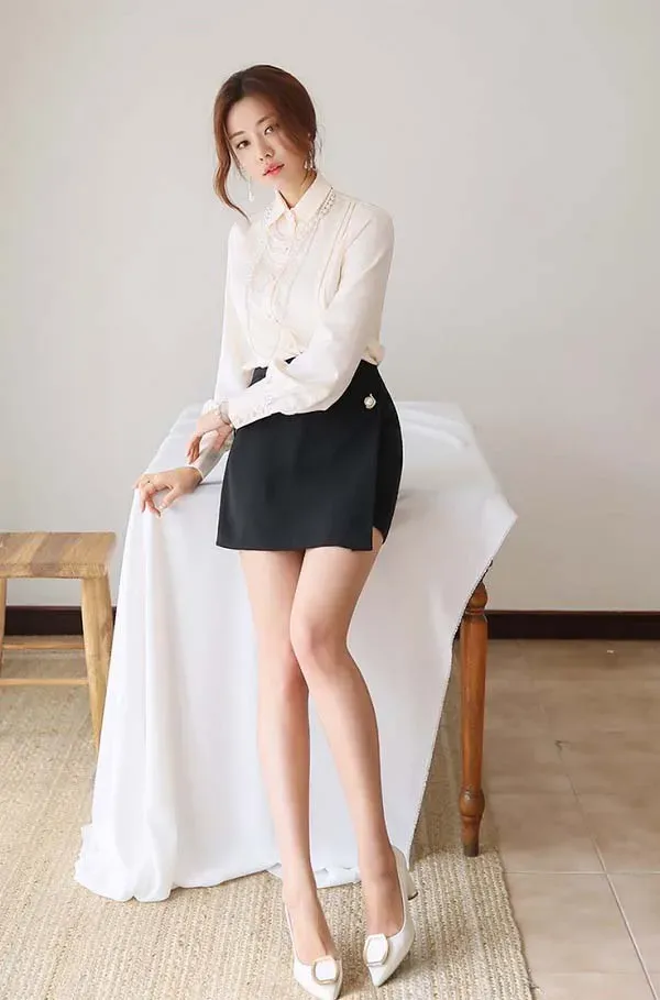 Cảm nhận vẻ đẹp dịu dàng của gái văn phòng trong ánh sáng tự nhiên Cảm nhận vẻ đẹp dịu dàng của gái văn phòng trong ánh sáng tự nhiên