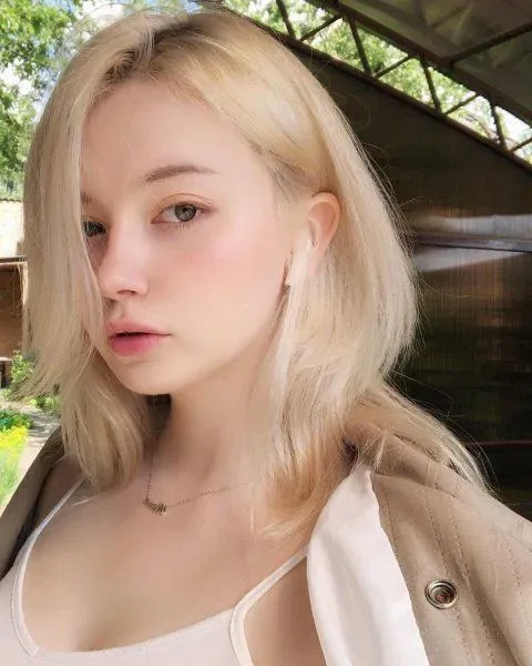 Chiêm ngưỡng hình ảnh gái xinh châu Âu đầy sức sống Chiêm ngưỡng hình ảnh gái xinh châu Âu đầy sức sống