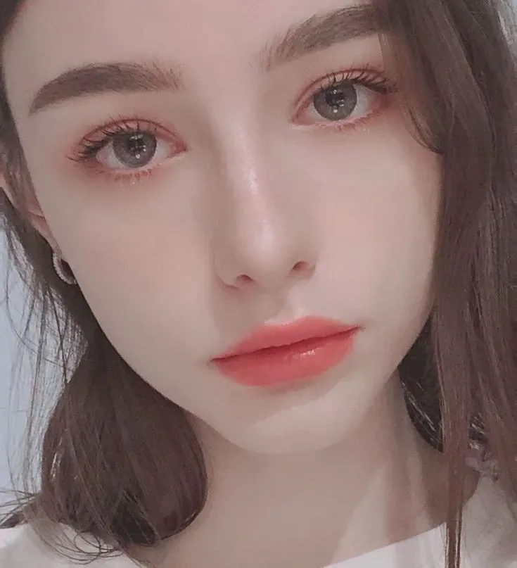 Bộ ảnh gái xinh châu Âu thể hiện vẻ đẹp thanh thoát và nhẹ nhàng Bộ ảnh gái xinh châu Âu thể hiện vẻ đẹp thanh thoát và nhẹ nhàng