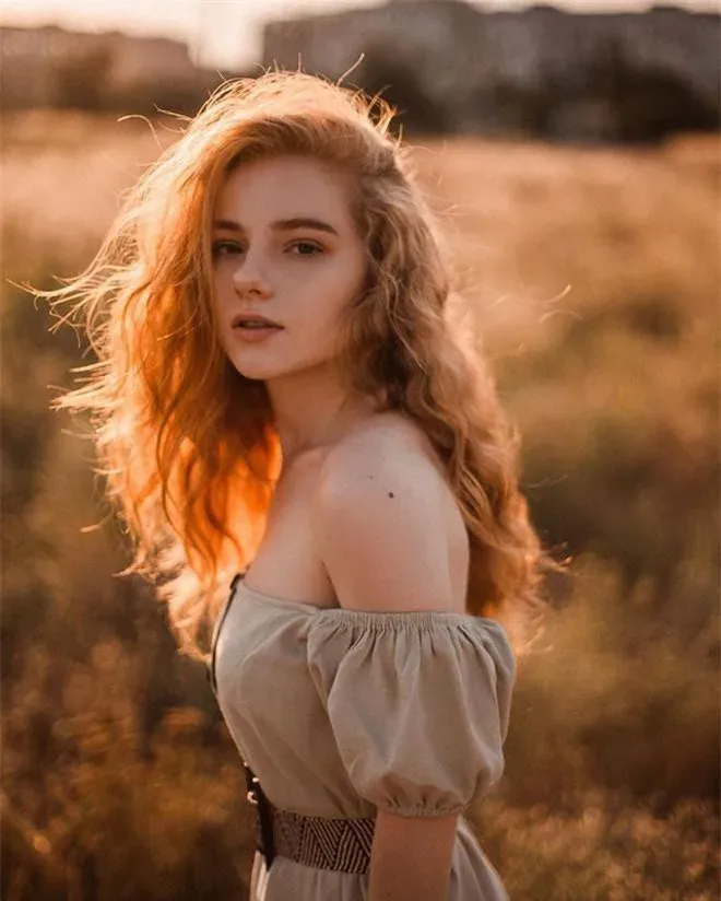 Khám phá vẻ đẹp đầy sức sống của những cô gái châu Âu Khám phá vẻ đẹp đầy sức sống của những cô gái châu Âu