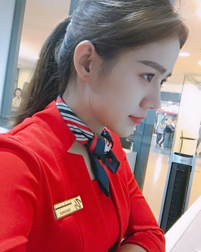 Ảnh gái xinh U30 với nụ cười ấm áp đầy thiện cảm Ảnh gái xinh U30 với nụ cười ấm áp đầy thiện cảm