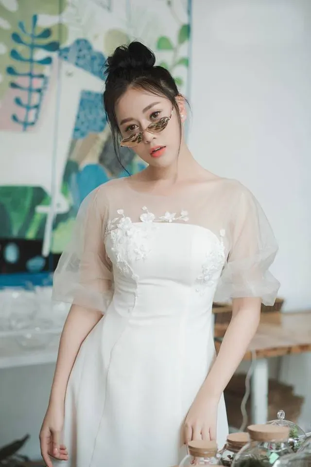 Ảnh gái xinh U30 đẹp mộc mạc trong khung cảnh thôn quê Ảnh gái xinh U30 đẹp mộc mạc trong khung cảnh thôn quê