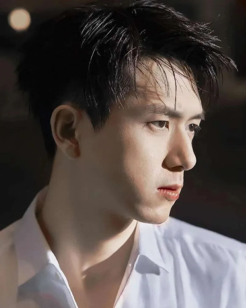 Diễn viên Hàn Thương Ngôn thân thiện với người hâm mộ Diễn viên Hàn Thương Ngôn thân thiện với người hâm mộ