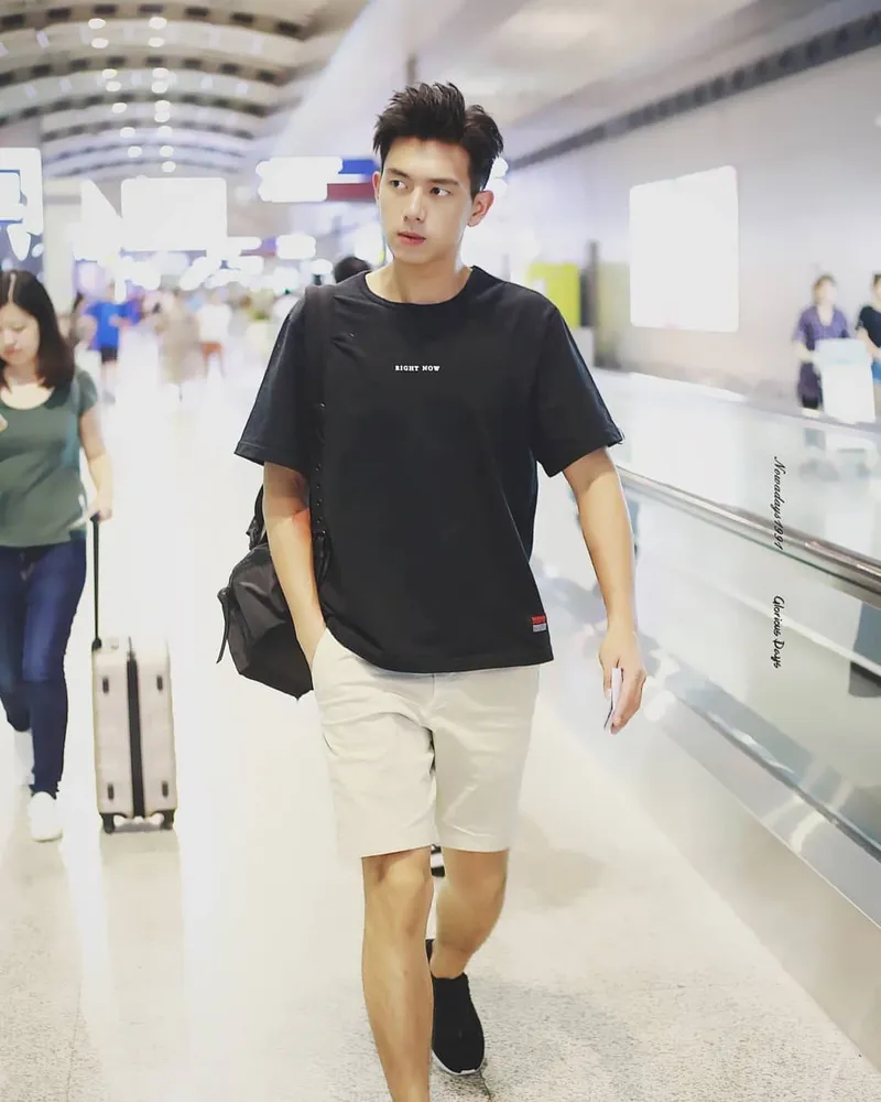 Fan hâm mộ yêu mến diễn viên Hàn Thương Ngôn Fan hâm mộ yêu mến diễn viên Hàn Thương Ngôn