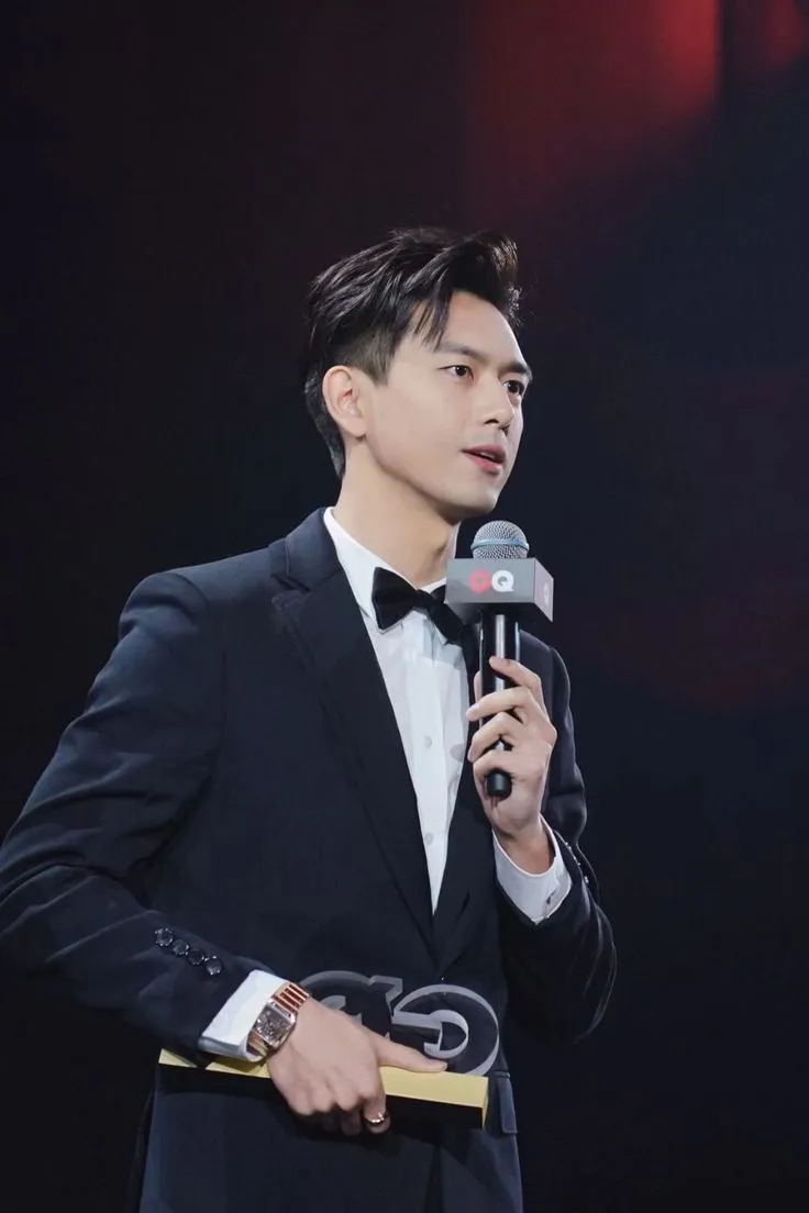 Hình ảnh mới nhất của diễn viên Hàn Thương Ngôn Hình ảnh mới nhất của diễn viên Hàn Thương Ngôn