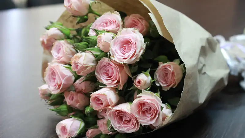 Từng bó hoa trong ảnh tặng mẹ ngập tràn yêu thương Từng bó hoa trong ảnh tặng mẹ ngập tràn yêu thương