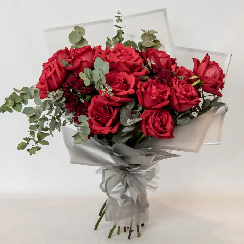Khoảnh khắc ý nghĩa với ảnh hoa tặng nhận xe đầy sắc màu Khoảnh khắc ý nghĩa với ảnh hoa tặng nhận xe đầy sắc màu
