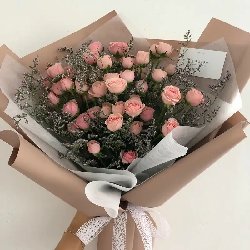 Hoa tặng nhận xe đẹp làm nổi bật thông điệp chúc mừng Hoa tặng nhận xe đẹp làm nổi bật thông điệp chúc mừng