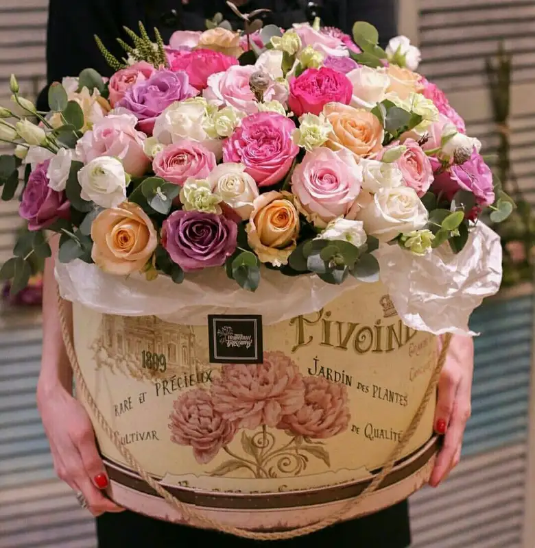 Ảnh hoa tặng người yêu tinh tế và sang trọng Ảnh hoa tặng người yêu tinh tế và sang trọng