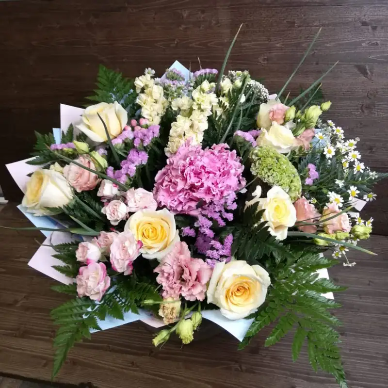 Tặng ảnh hoa khai trương để gửi lời chúc thịnh vượng Tặng ảnh hoa khai trương để gửi lời chúc thịnh vượng