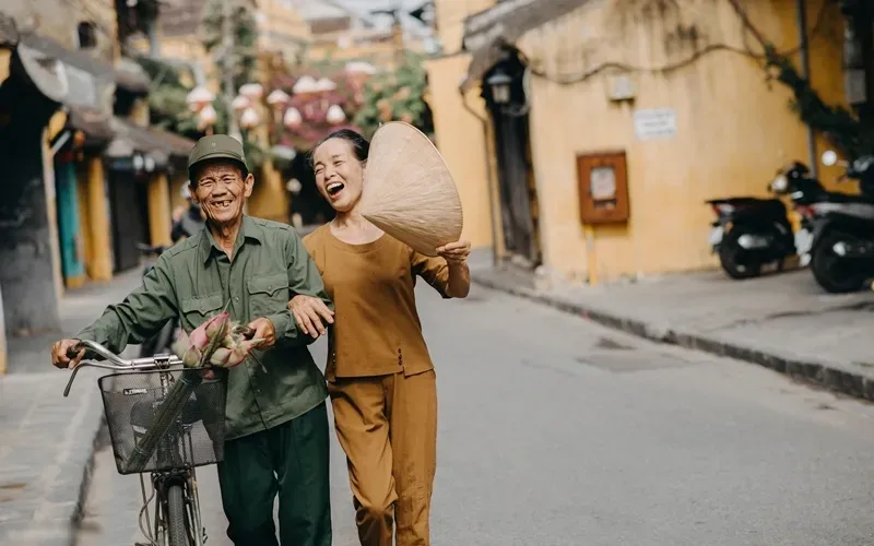 Đôi trai gái yêu nhau và những phút giây đáng nhớ Đôi trai gái yêu nhau và những phút giây đáng nhớ