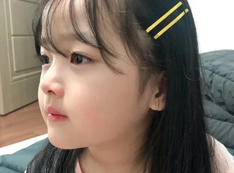 Bộ ảnh chân thực về hình ảnh em bé gái hàng ngày