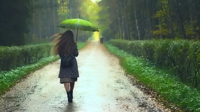 Hình ảnh yêu đơn phương của con gái giữa khung cảnh hoàng hôn Hình ảnh yêu đơn phương của con gái giữa khung cảnh hoàng hôn