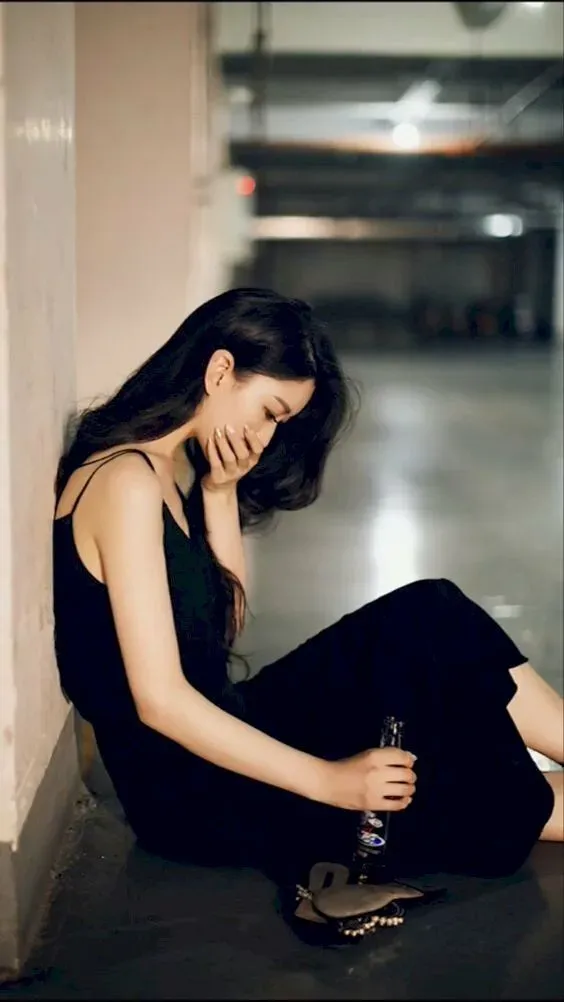 Một góc nhìn đầy cảm xúc trong hình ảnh yêu đơn phương của con gái Một góc nhìn đầy cảm xúc trong hình ảnh yêu đơn phương của con gái