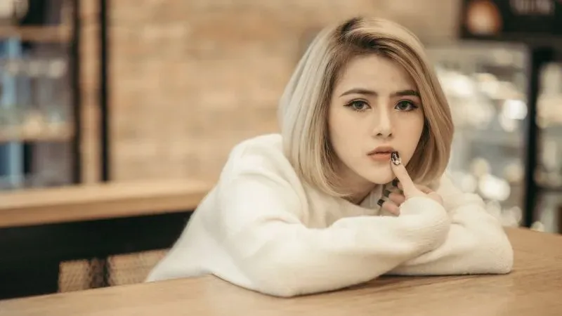 Hình ảnh yêu đơn phương của con gái ẩn chứa một câu chuyện buồn Hình ảnh yêu đơn phương của con gái ẩn chứa một câu chuyện buồn