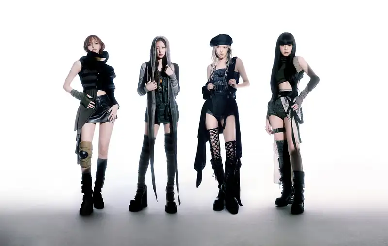Hình nền Blackpink trắng đen - đơn giản nhưng cực kỳ ấn tượng