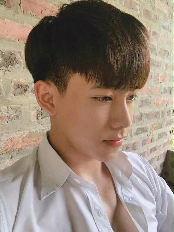 Phong cách giản dị mà cuốn hút trong ảnh trai đẹp Việt Nam. Phong cách giản dị mà cuốn hút trong ảnh trai đẹp Việt Nam.