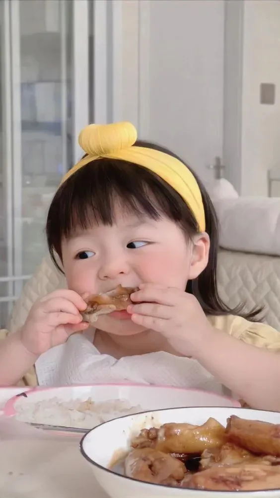 Thể hiện phong cách sống dễ thương qua avatar mập cute nổi bật. Thể hiện phong cách sống dễ thương qua avatar mập cute nổi bật.