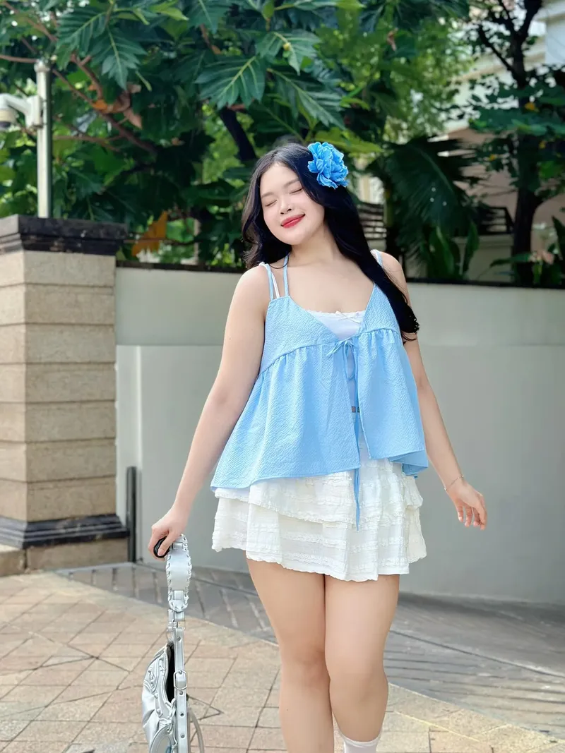 Cảm nhận vẻ đẹp đáng yêu trong từng hình ảnh cô gái mập dễ thương Cảm nhận vẻ đẹp đáng yêu trong từng hình ảnh cô gái mập dễ thương