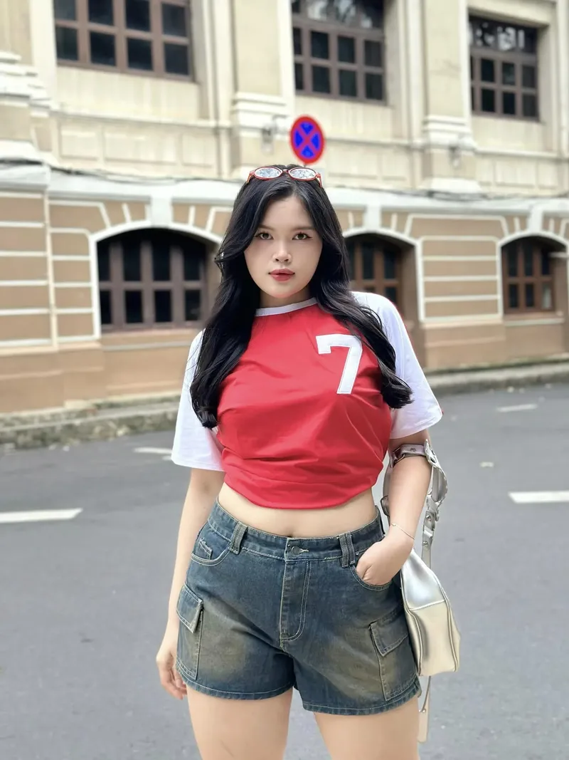 Hình ảnh cô gái mập dễ thương gây ấn tượng ngay từ cái nhìn đầu tiên Hình ảnh cô gái mập dễ thương gây ấn tượng ngay từ cái nhìn đầu tiên