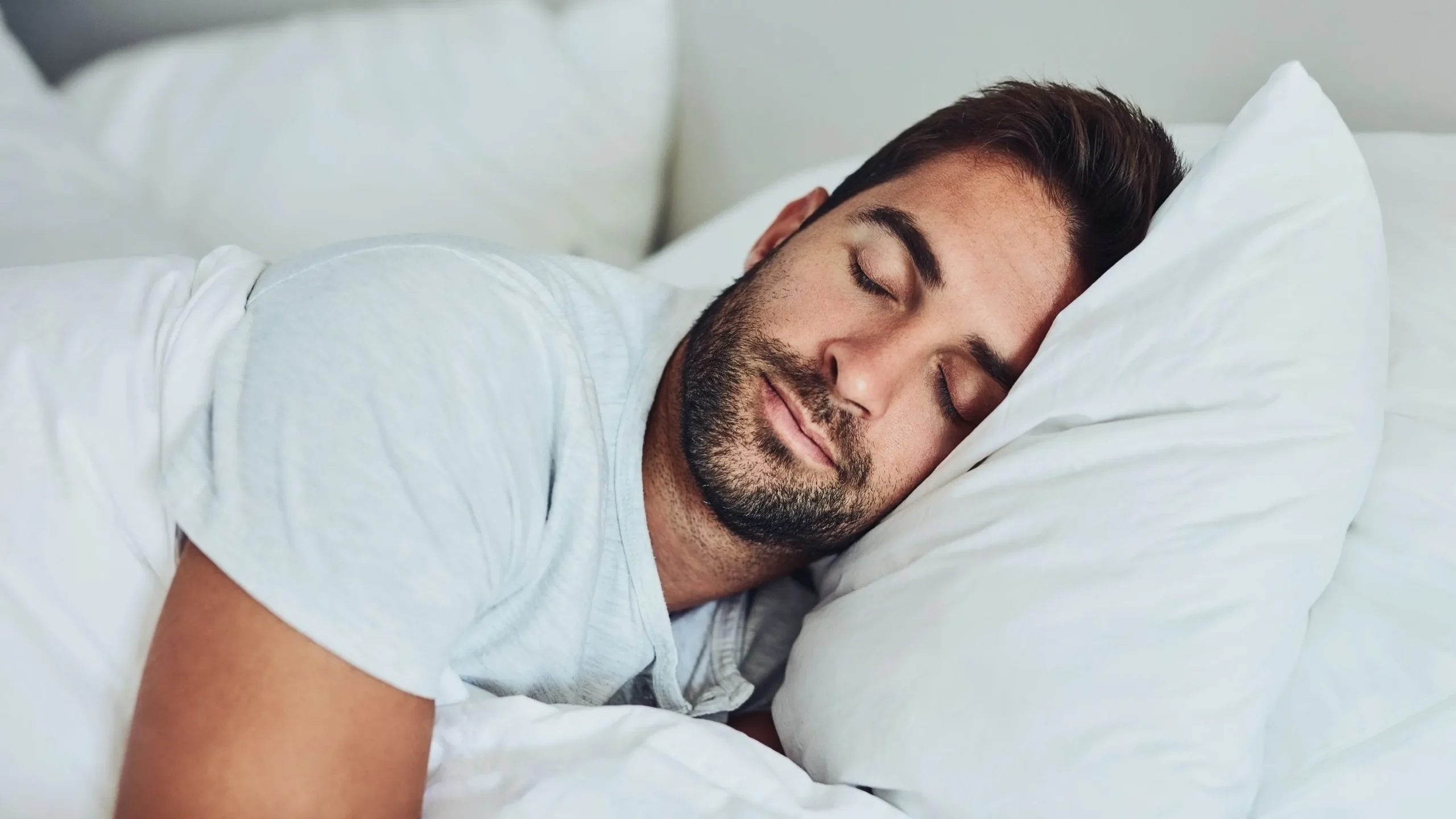 Ảnh trai nằm ngủ - giấc ngủ thư giãn Ảnh trai nằm ngủ - giấc ngủ thư giãn