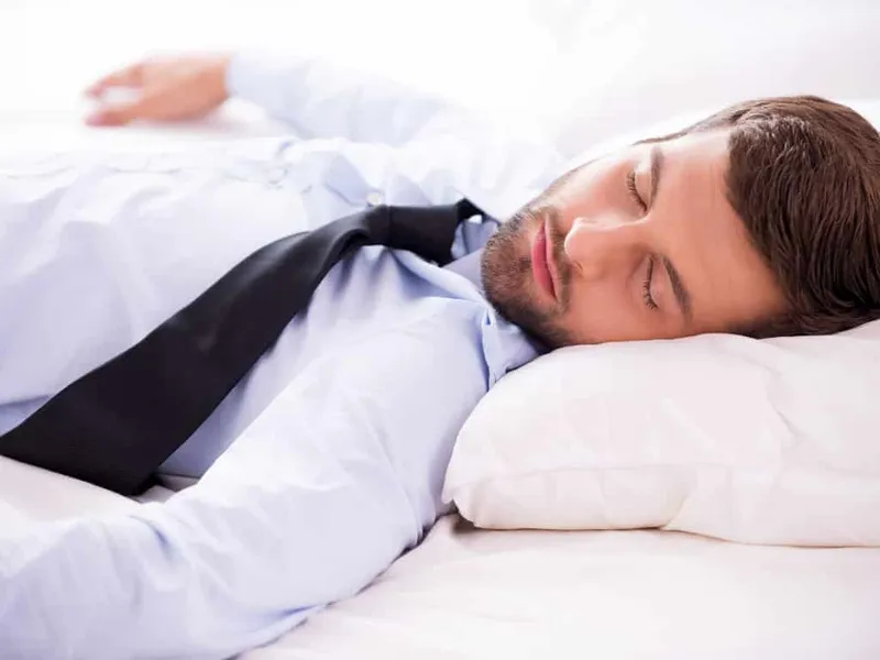 Ảnh trai nằm ngủ cho bạn cảm giác thư thái Ảnh trai nằm ngủ cho bạn cảm giác thư thái