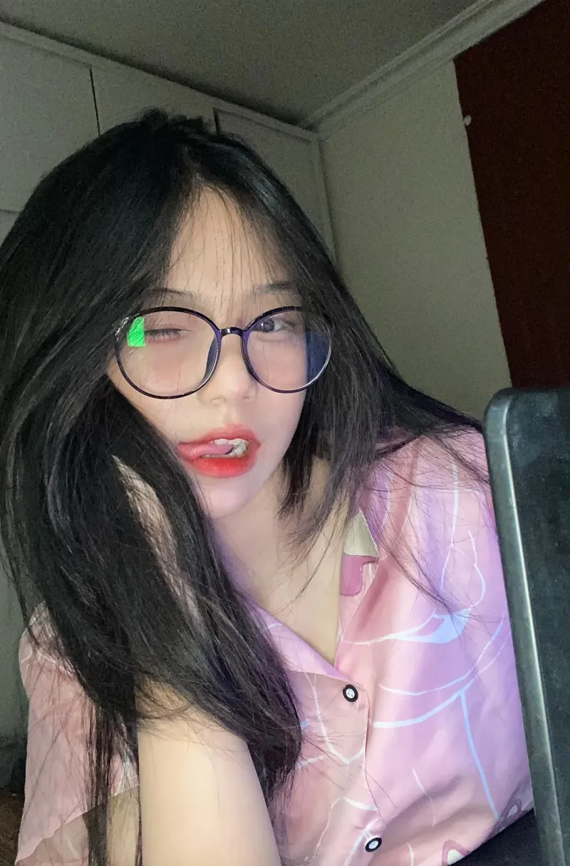 Ảnh gái xinh 2k6 với phong cách dễ thương, thu hút mọi ánh nhìn Ảnh gái xinh 2k6 với phong cách dễ thương, thu hút mọi ánh nhìn