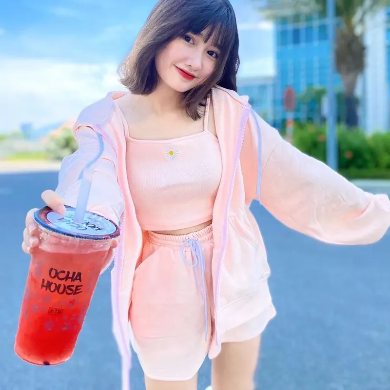 Ảnh gái xinh 2k6 mang đến cảm giác dễ chịu, thu hút ánh nhìn Ảnh gái xinh 2k6 mang đến cảm giác dễ chịu, thu hút ánh nhìn