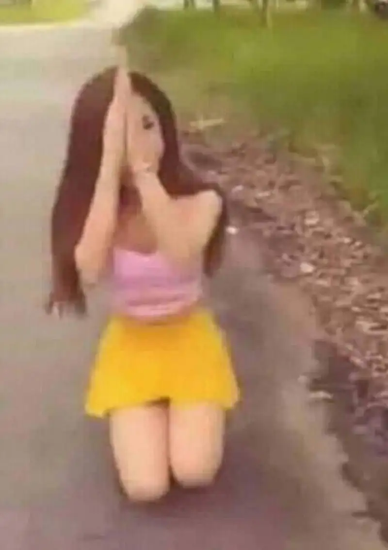 Meme Linda với khuôn mặt buồn cười