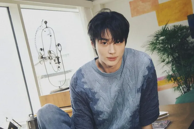 Byeon Woo Seok thần thái cuốn hút Byeon Woo Seok thần thái cuốn hút