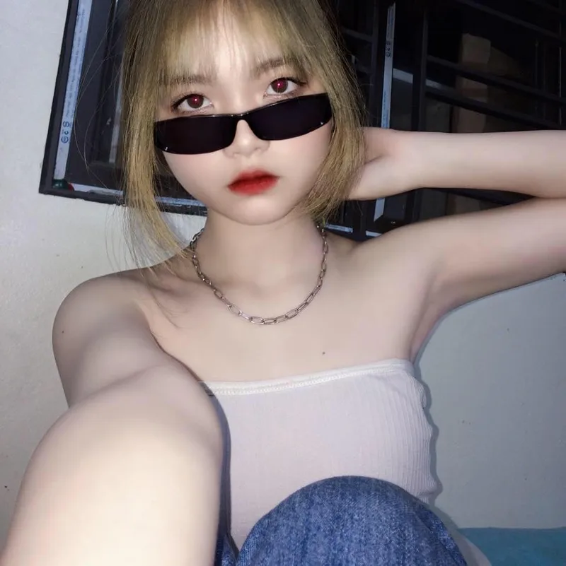 Tổng hợp những hình ảnh gái xinh trong bộ váy trắng tinh khôi Tổng hợp những hình ảnh gái xinh trong bộ váy trắng tinh khôi