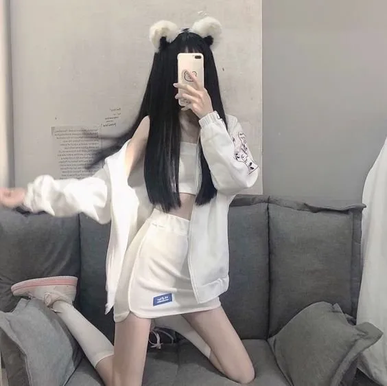 Thể hiện sự tinh tế với avatar ẩn danh nữ độc đáo và ý nghĩa. Thể hiện sự tinh tế với avatar ẩn danh nữ độc đáo và ý nghĩa.