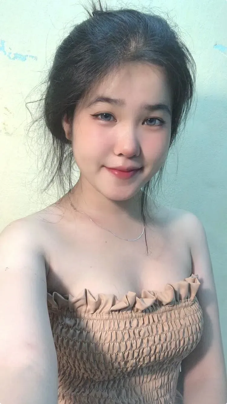 Bức ảnh đẹp tự nhiên của gái k5 trong buổi chiều nắng Bức ảnh đẹp tự nhiên của gái k5 trong buổi chiều nắng